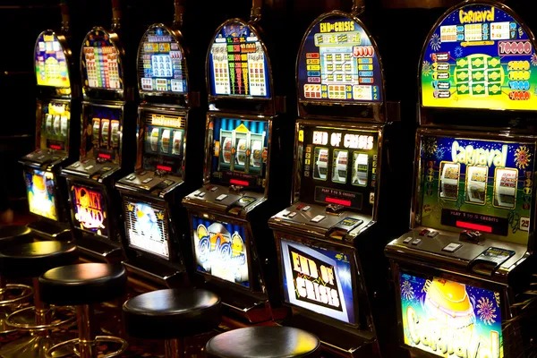 Gonzo's Quest cascading reels interface on hobi69 slot mobile screen